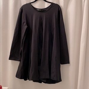 Plus-size swing top.